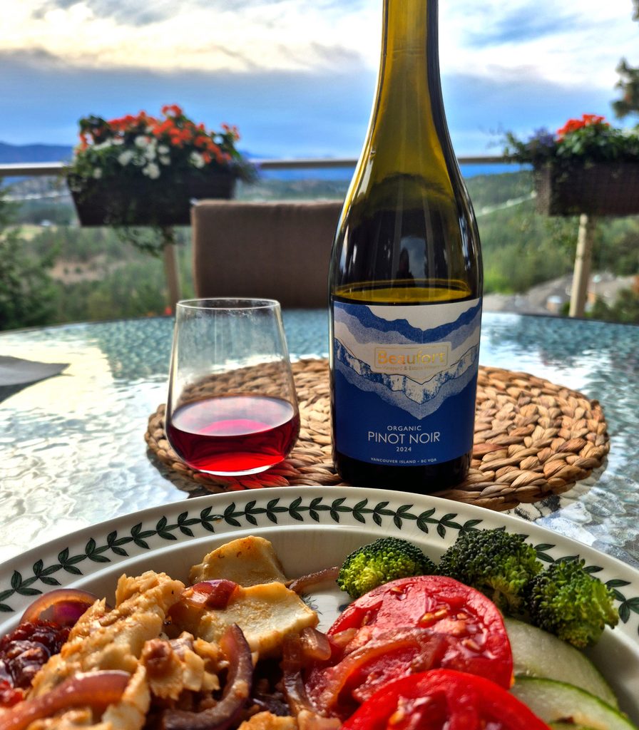 Beaufort Organic Pinot Noir 2024 ($35.90)